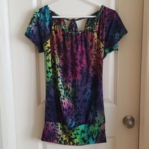 Multicolored top